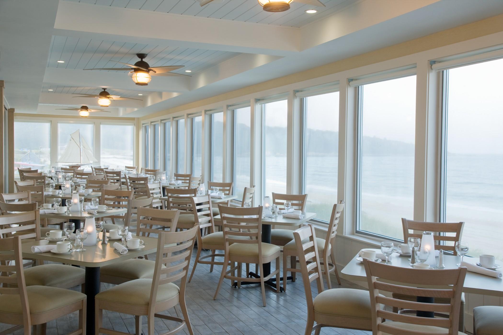 Sea Crest Beach Hotel Falmouth Exterior foto